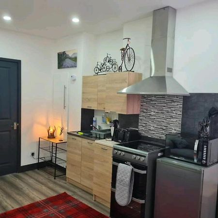 Charming 1-Bed Apartment In Peebles Luaran gambar
