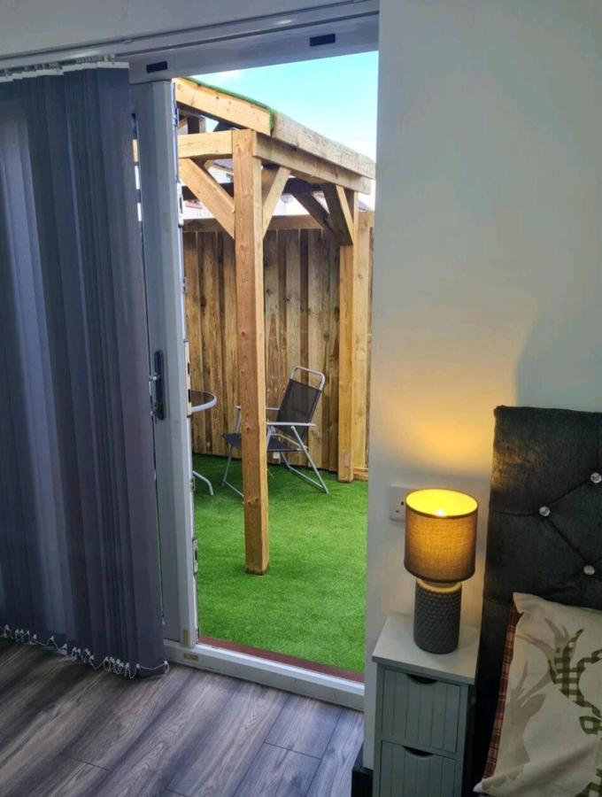 Charming 1-Bed Apartment In Peebles Luaran gambar